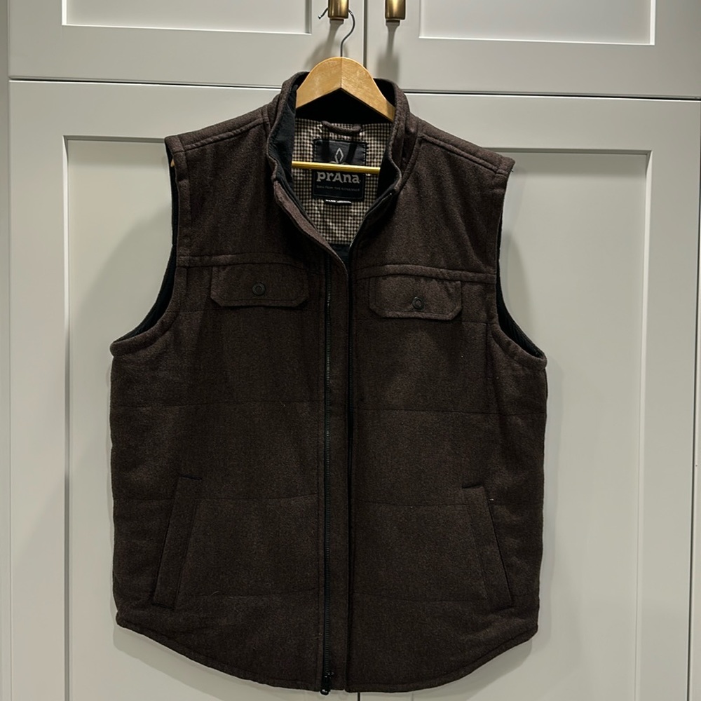 Men’s Prana insulated vest